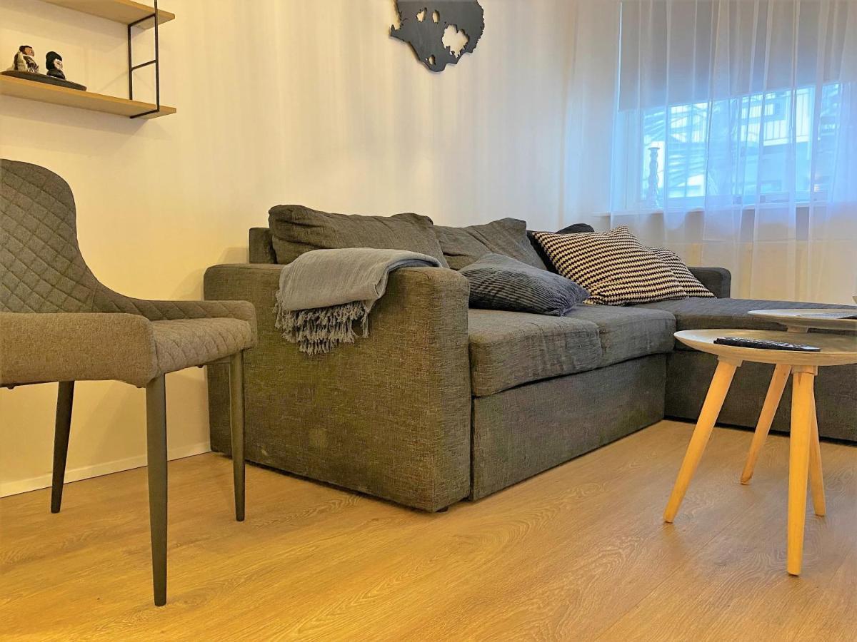 Hafnarstraeti 100, Downtown Apartment Akureyri Bagian luar foto