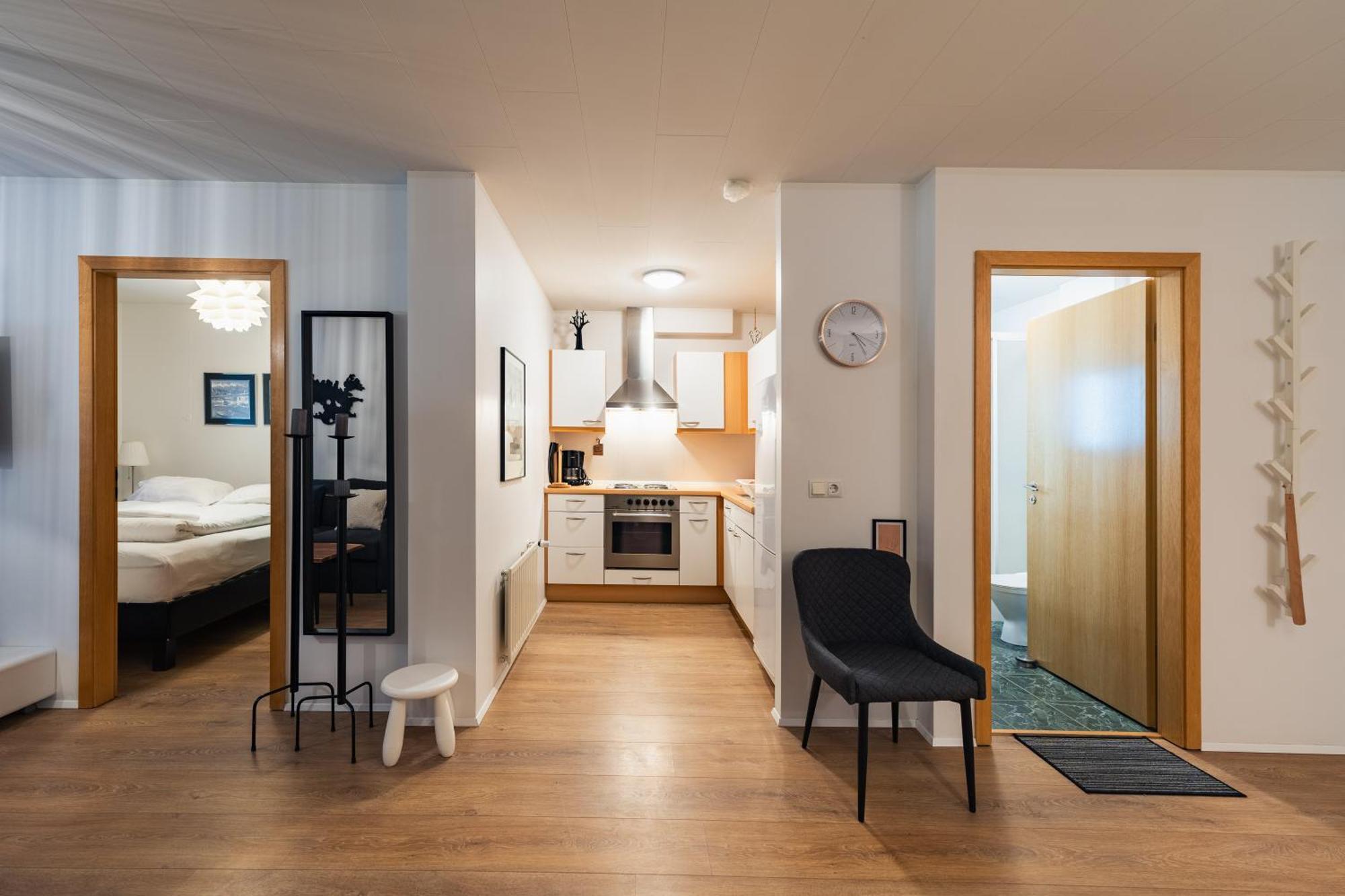 Hafnarstraeti 100, Downtown Apartment Akureyri Bagian luar foto